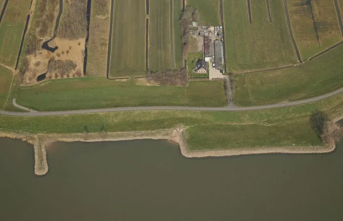 Sterke Lekdijk — dijkvak met voorland en achterland in beeld